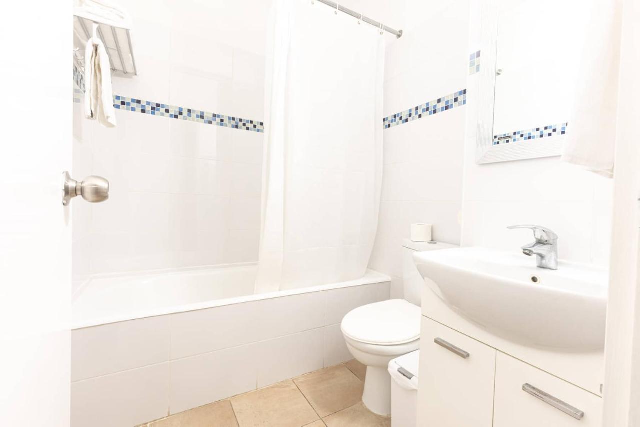 Vrissaki Hotel Apartments Protaras Buitenkant foto